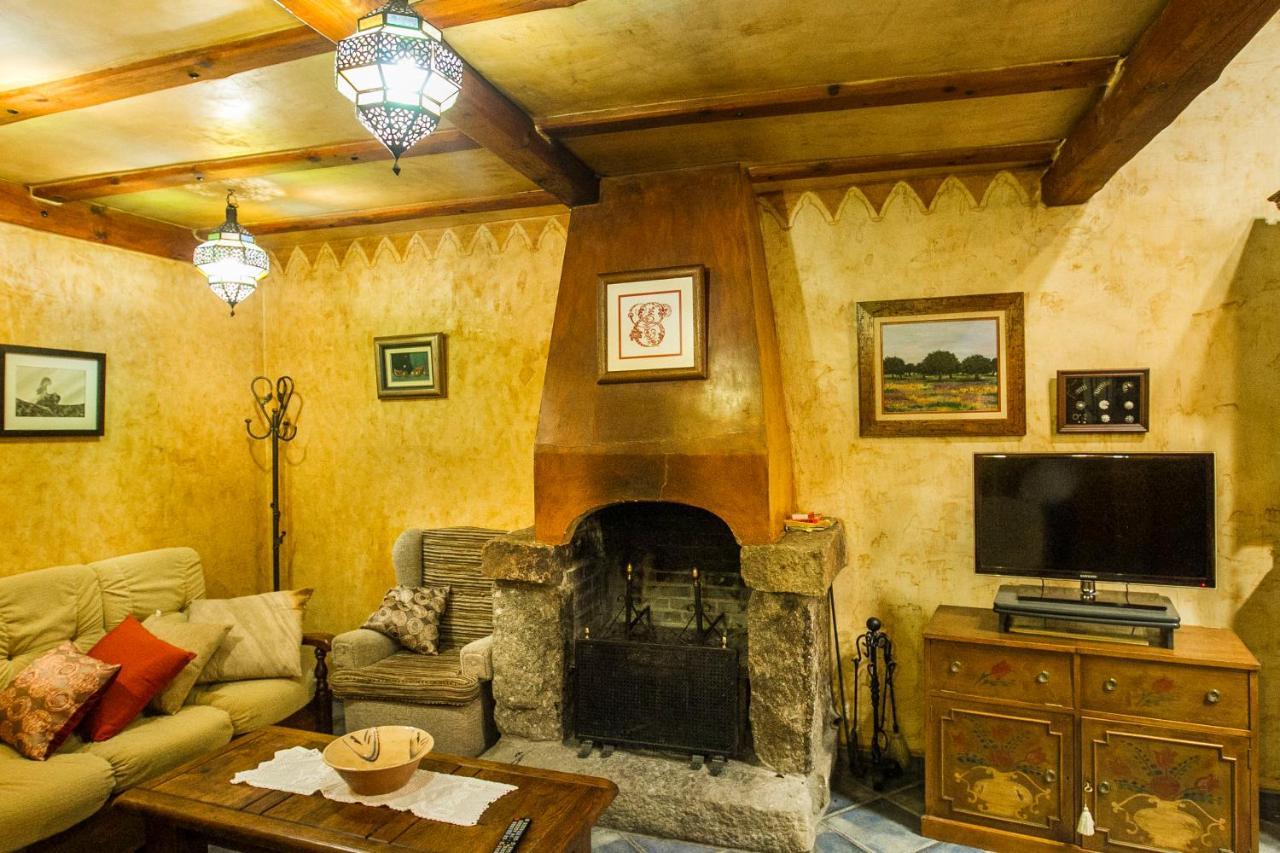 Casa Rural El Cartero Carpio de Azaba Ngoại thất bức ảnh